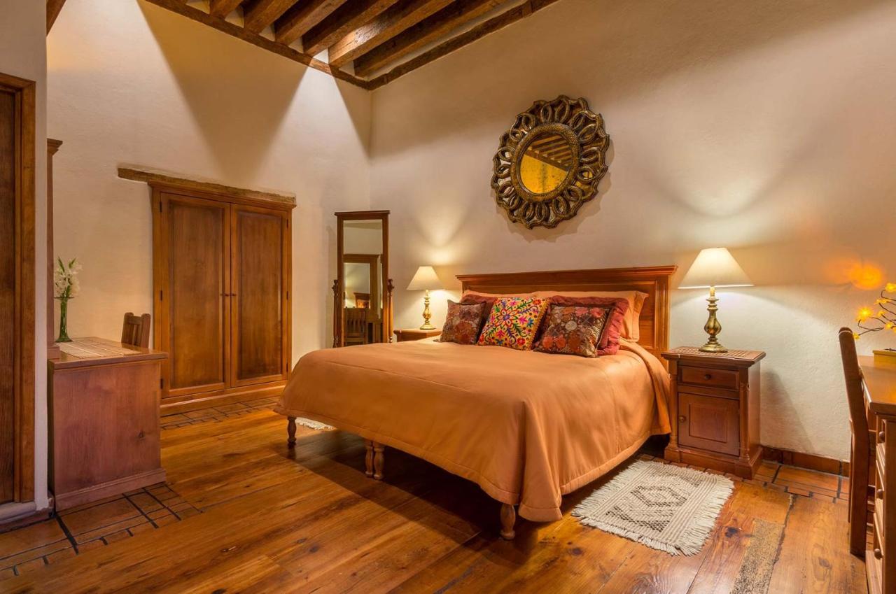 Hotel Casa Del Naranjo Patzcuaro Exterior photo